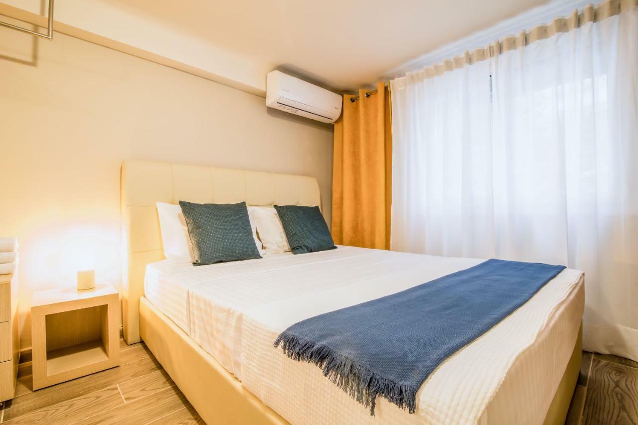 Cozy And Central Apartment Athene Buitenkant foto